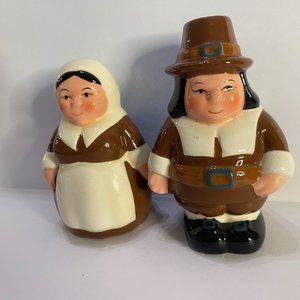 Vintage Pilgrims Publix Salt and Pepper Shakers Thanksgiving